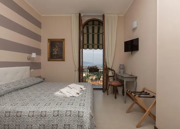 Cá Leon Casa de hóspedes La Spezia