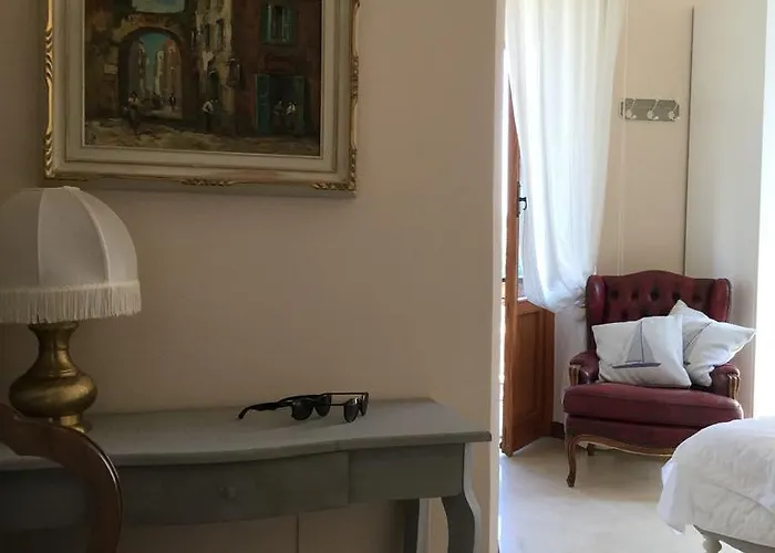 Cá Leon 3* La Spezia